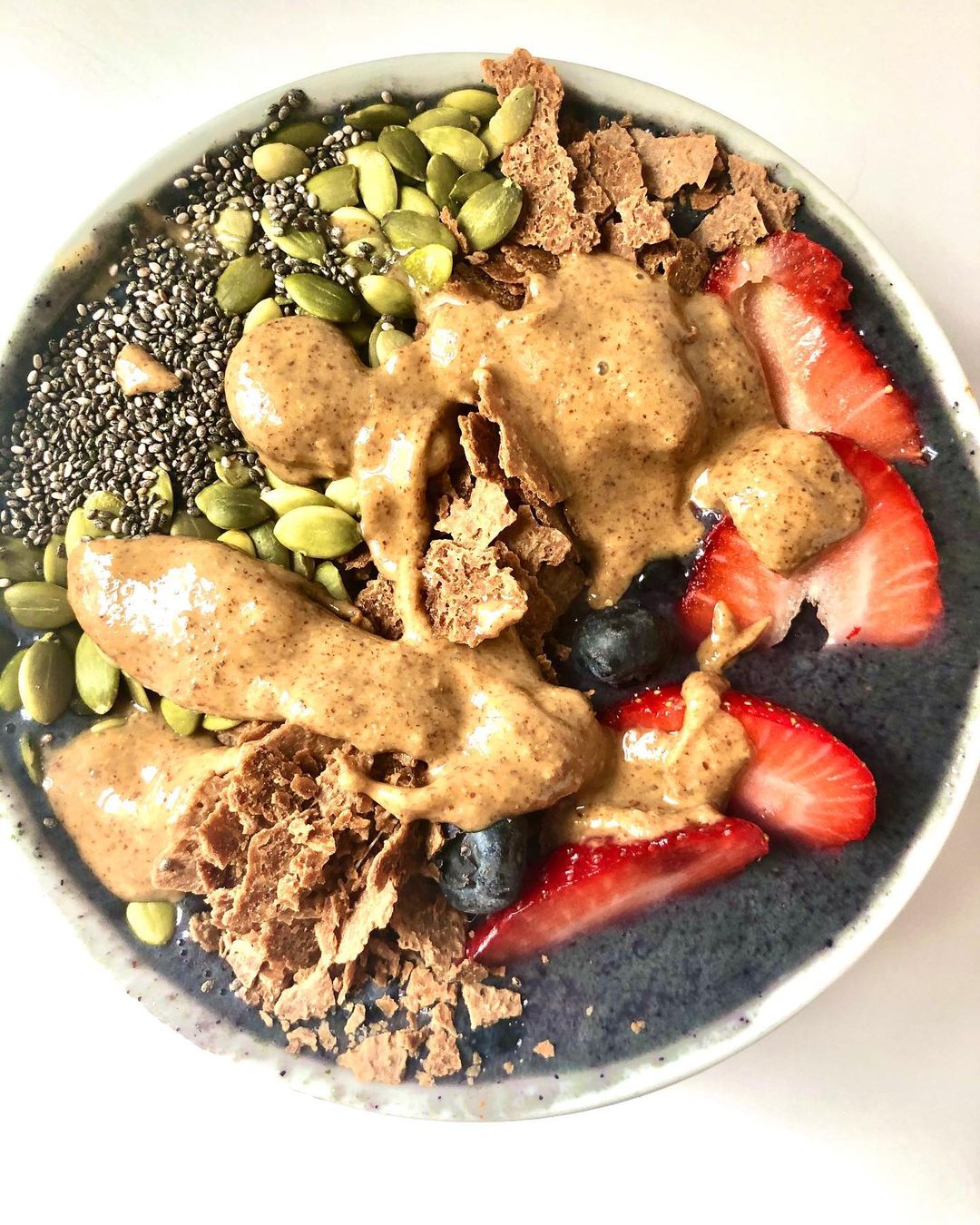 Vegan Smoothie Bowl with Fresh Toppings