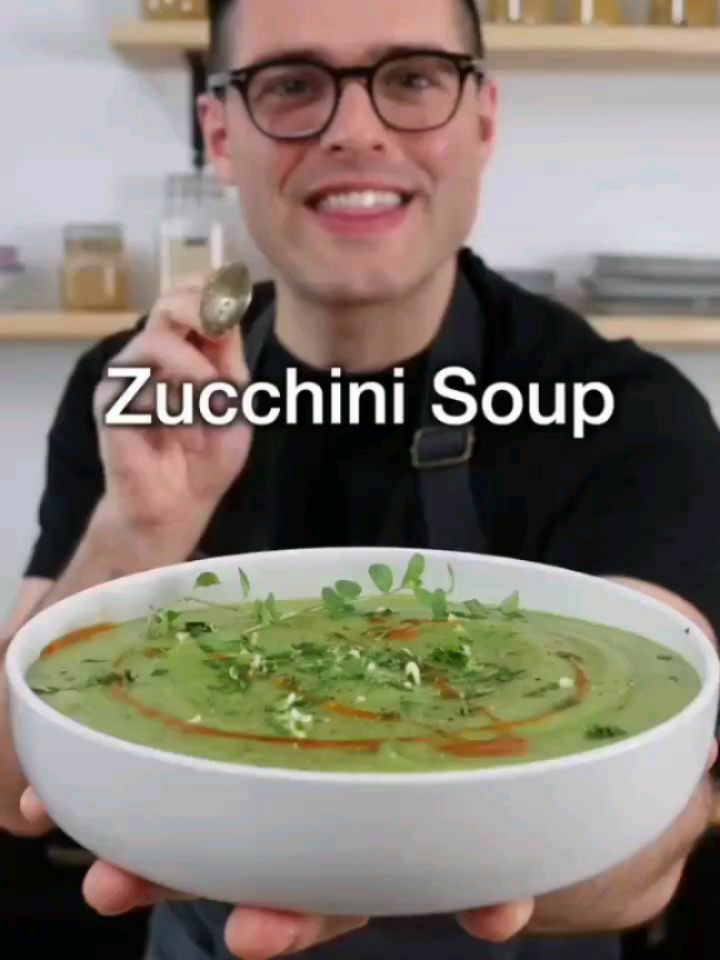 Easy Creamy Zucchini Soup