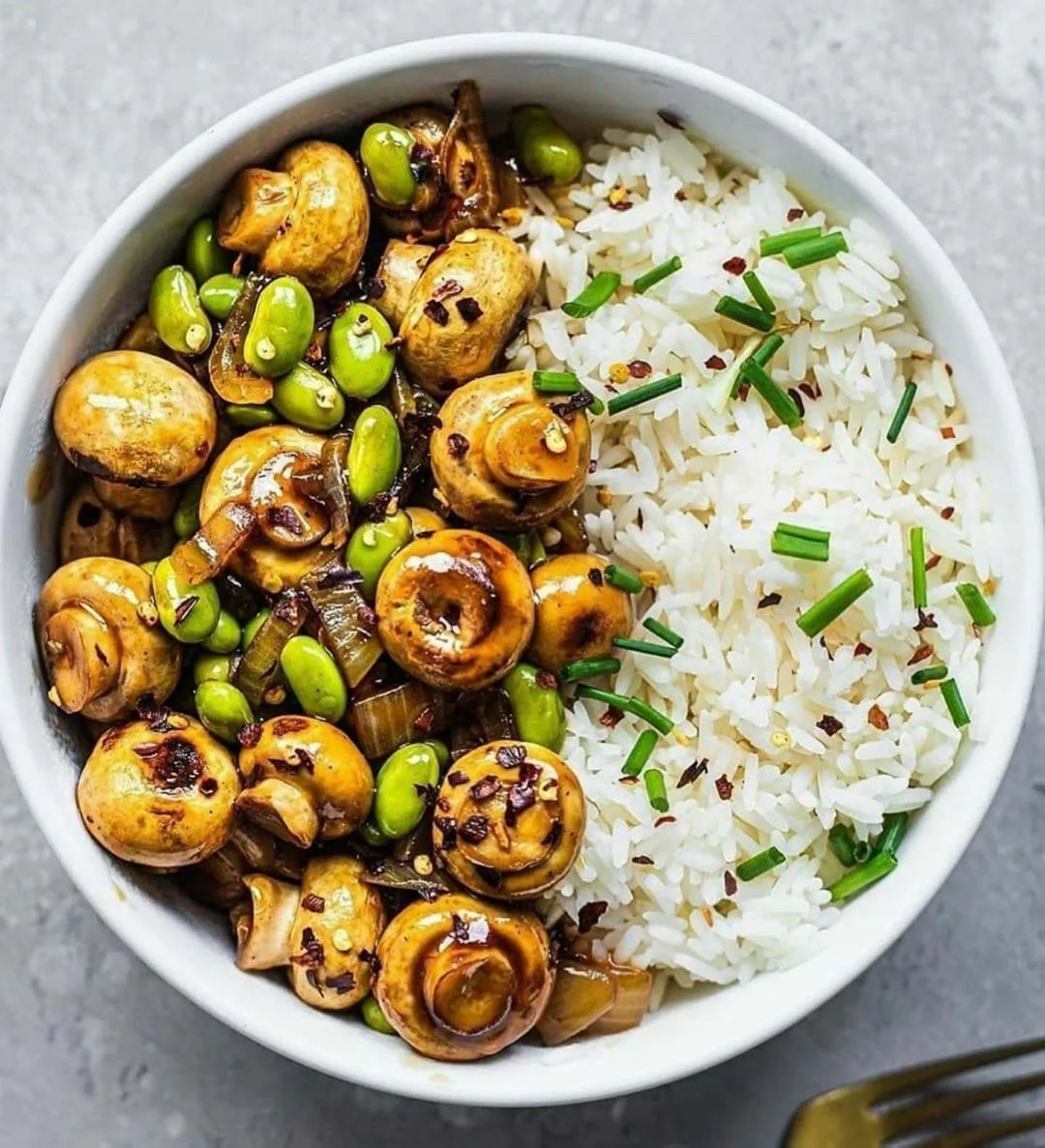 Vegan Balsamic Glazed Mushrooms