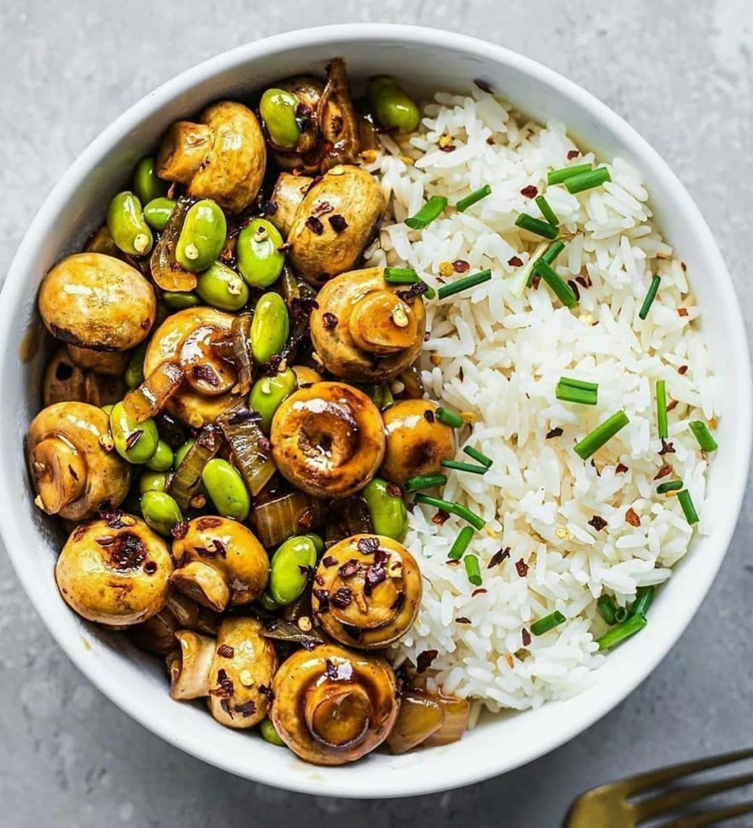 Simple Balsamic Glazed Mushrooms