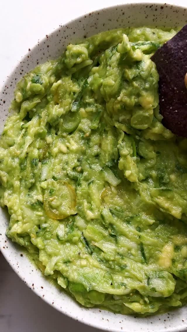 Cucumber-Infused Avocado Guacamole Dip