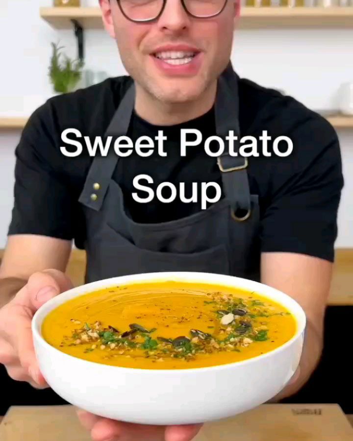 Oven-Roasted Sweet Potato Soup