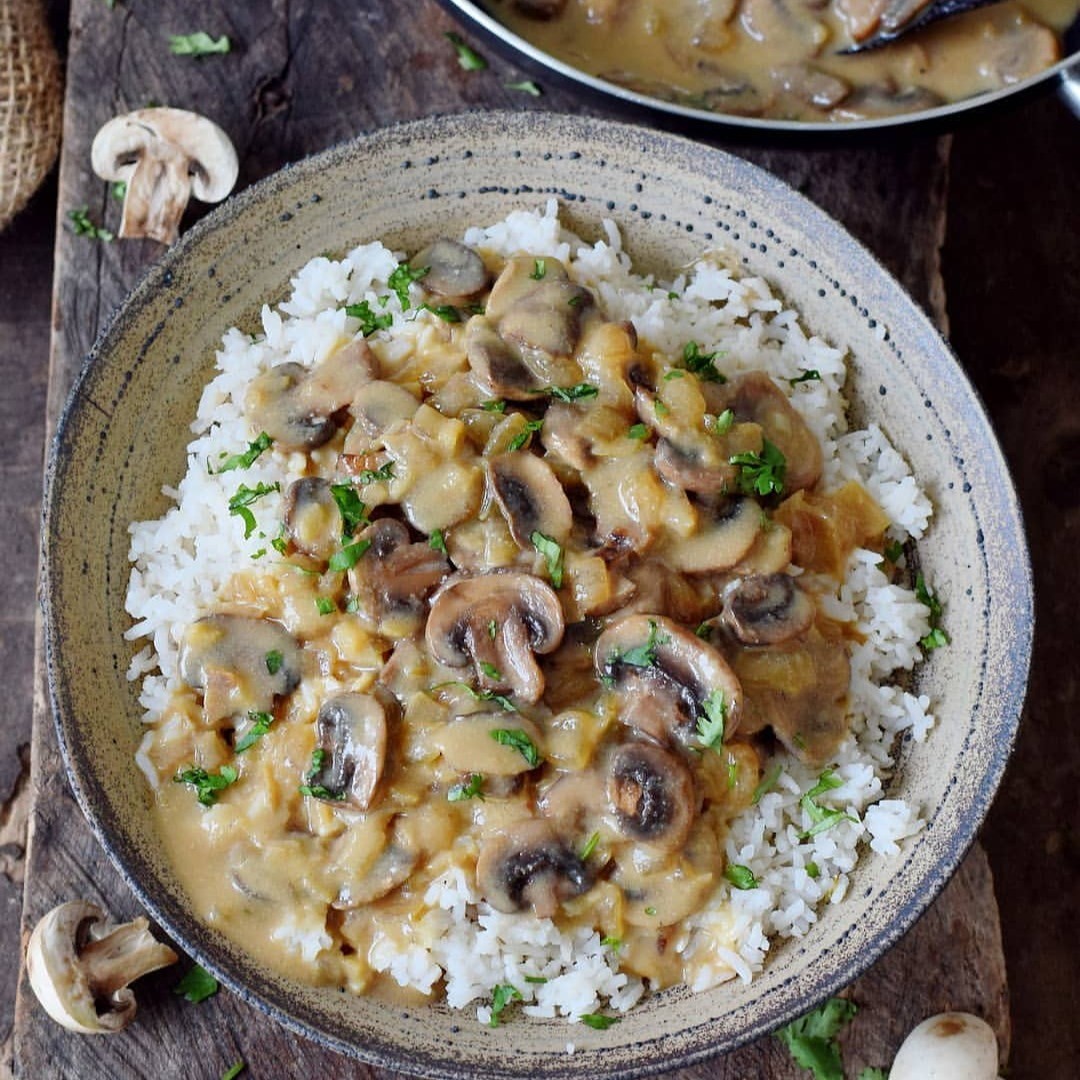 Creamy Vegan Mushroom Stroganoff