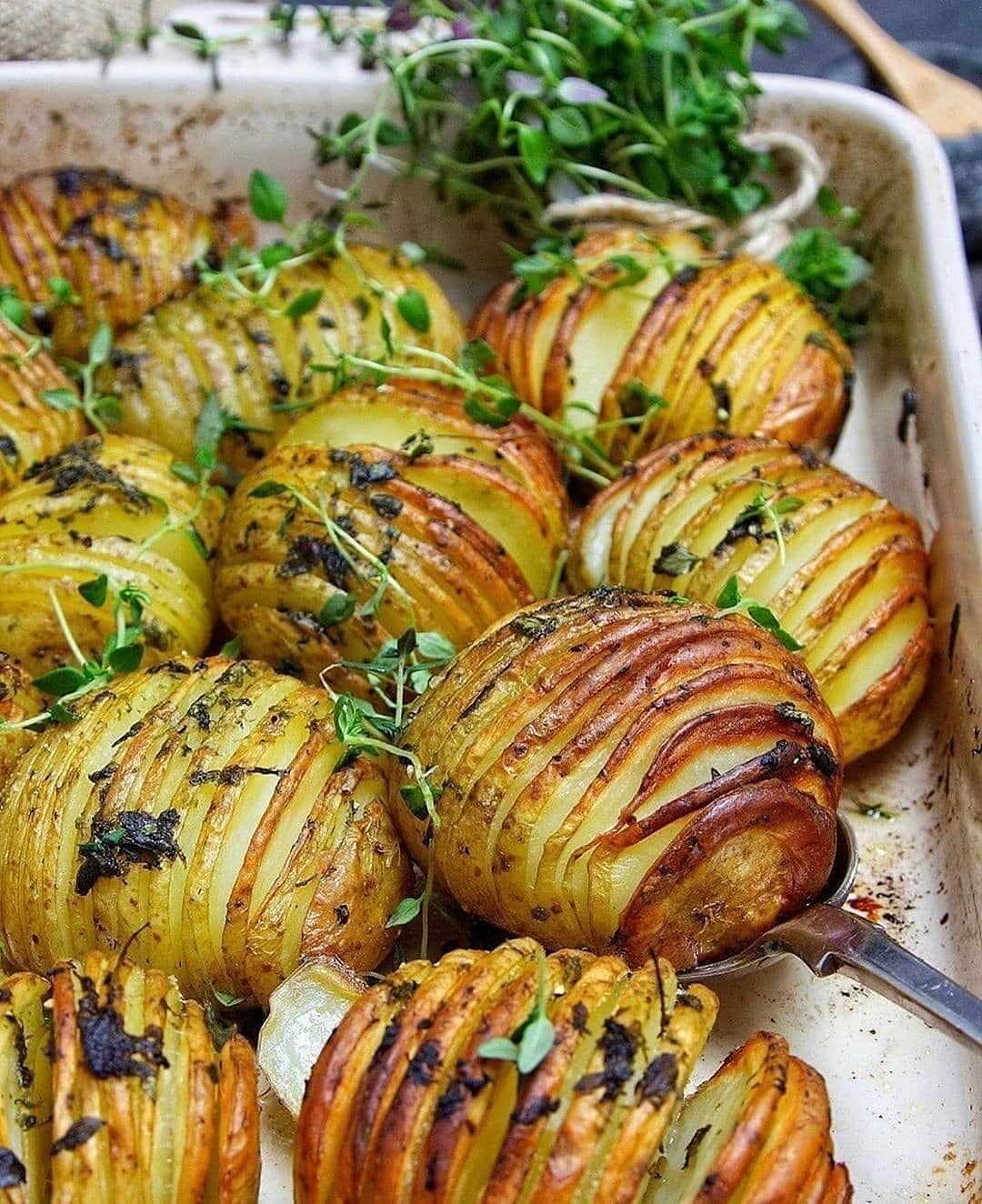 Thyme Infused Hasselback Potatoes
