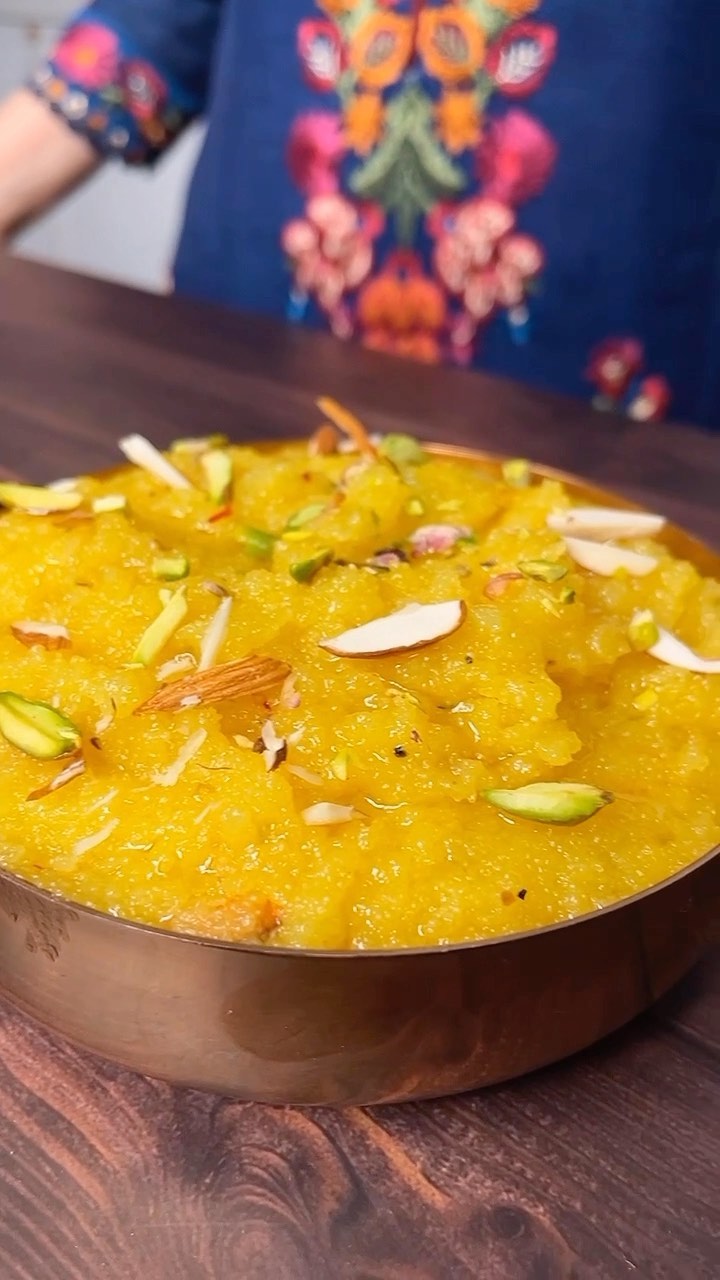 Indian Suji Halwa Dessert