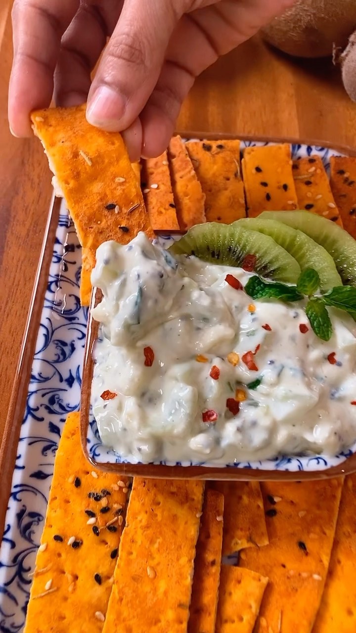 Kiwi and Cucumber Dip