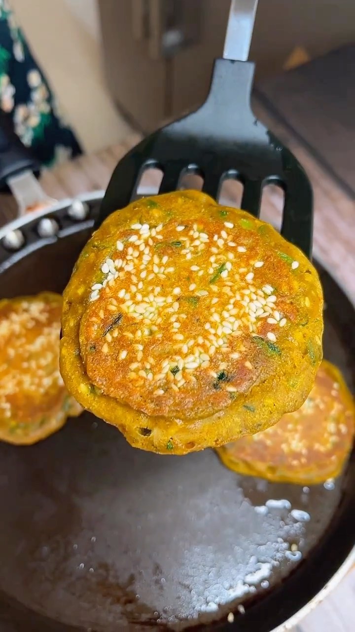 Gluten-Free Pearl Millet Spinach Pancake