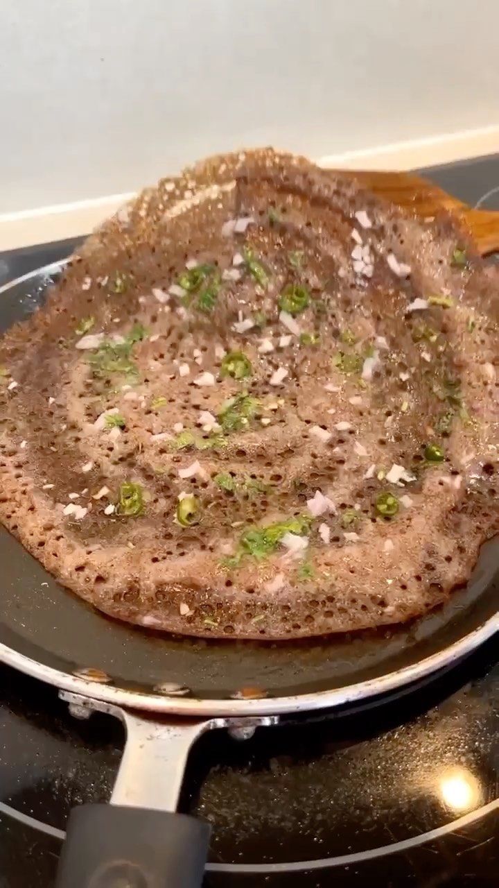 Crispy Ragi Dosa with Fermentation
