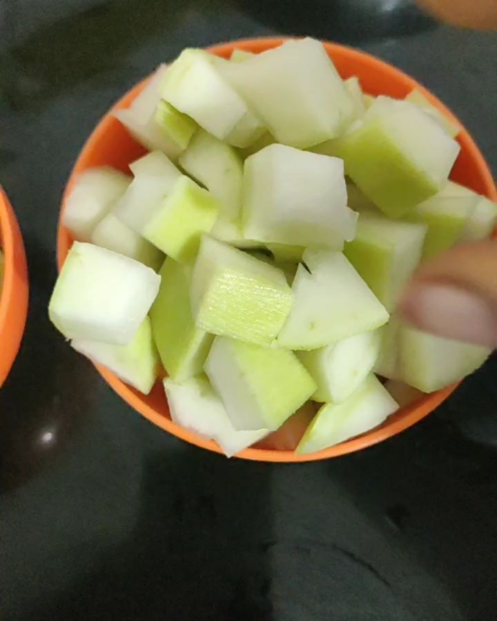 Bottle Gourd Detox Juice for Weight Loss