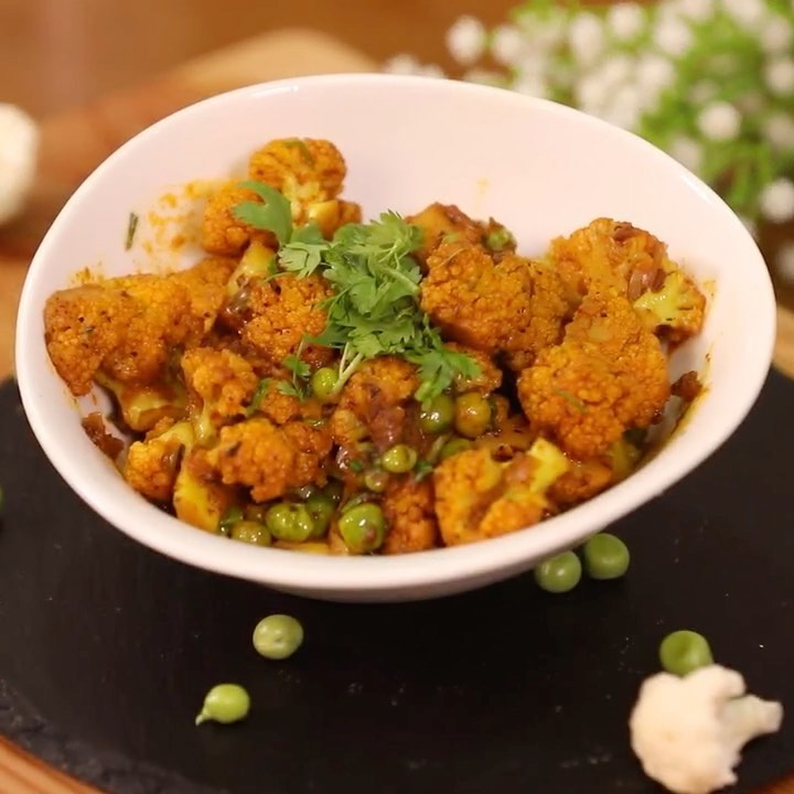 Cauliflower and Pea Stir-Fry