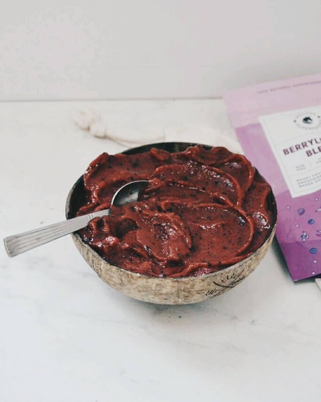 Berry Nicecream Smoothie with Frozen Fruits