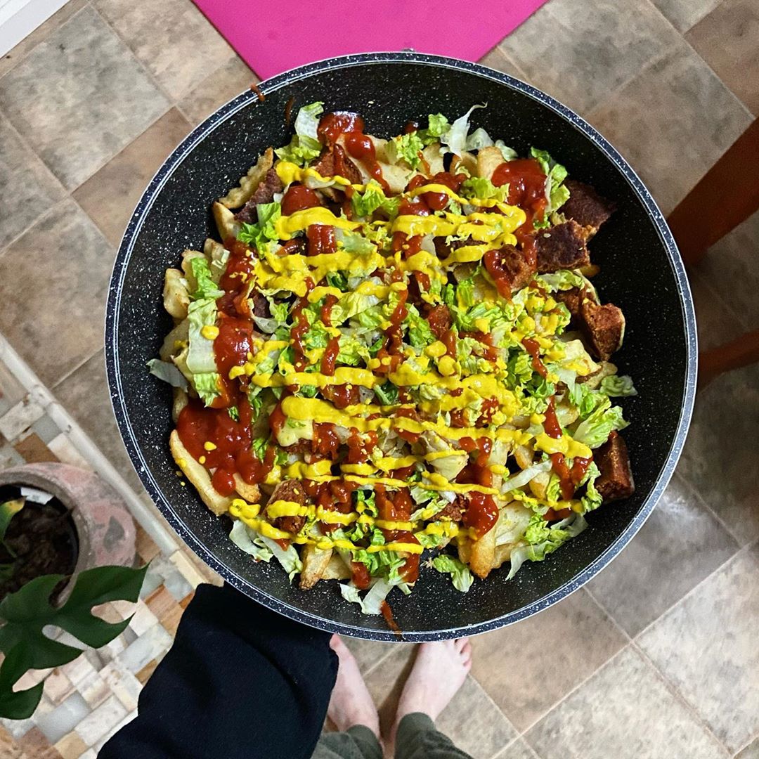 Cheeseburger Fries with Cheese and Toppings