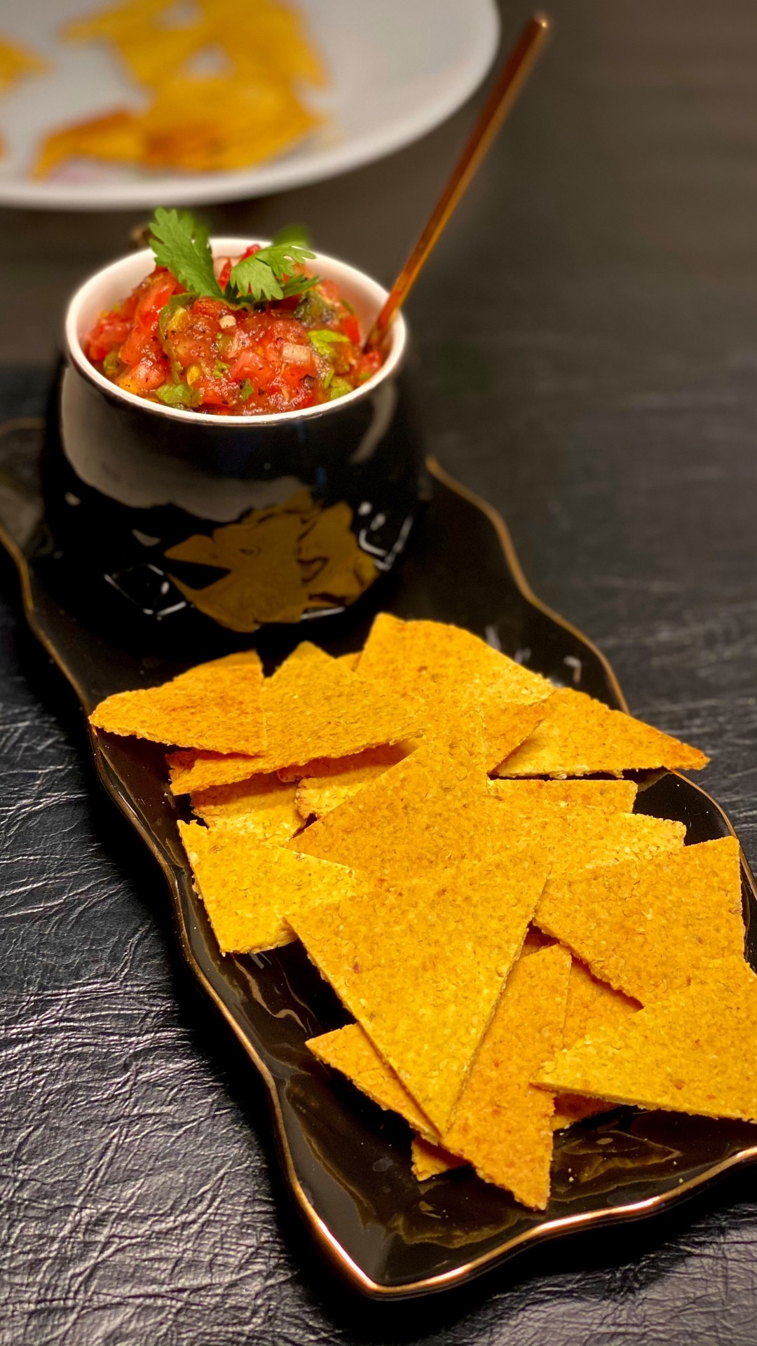 Oats Chips and Tomato Salsa Dip