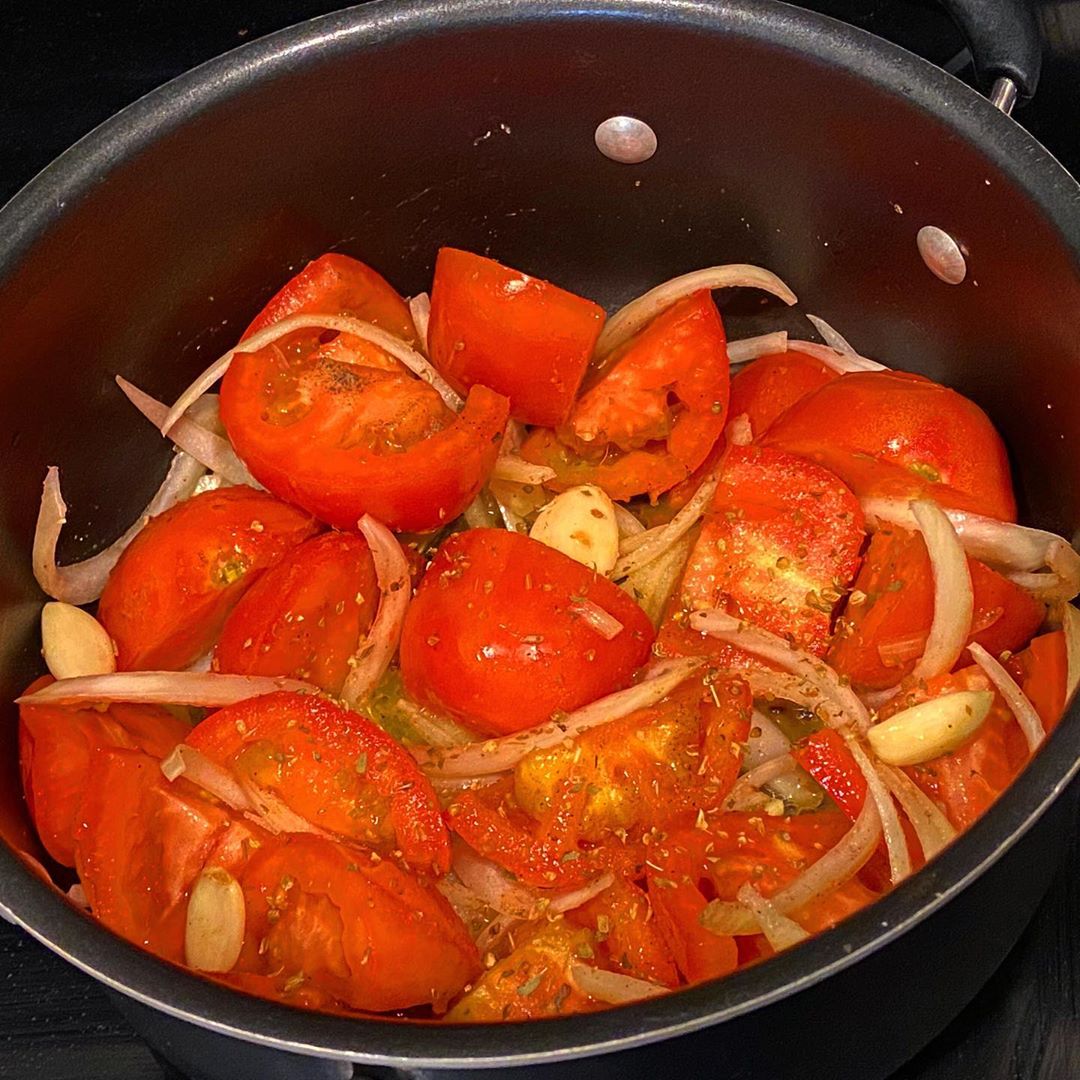 Easy Homemade Salsa with Tomatoes and Chipotle