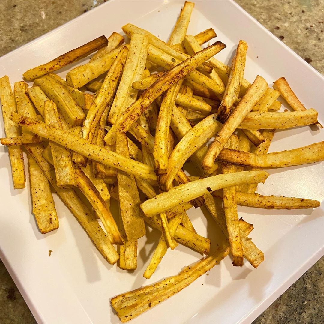 Crispy Parsnip Fries with Cajun Seasoning