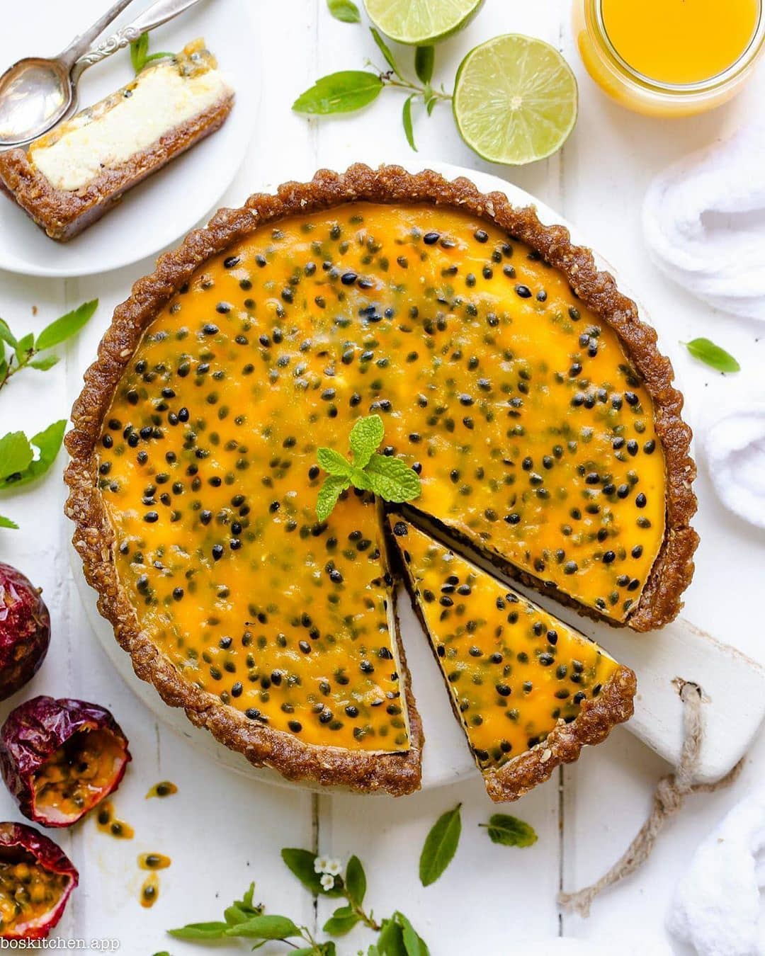 Vegan Passionfruit Cheesecake
