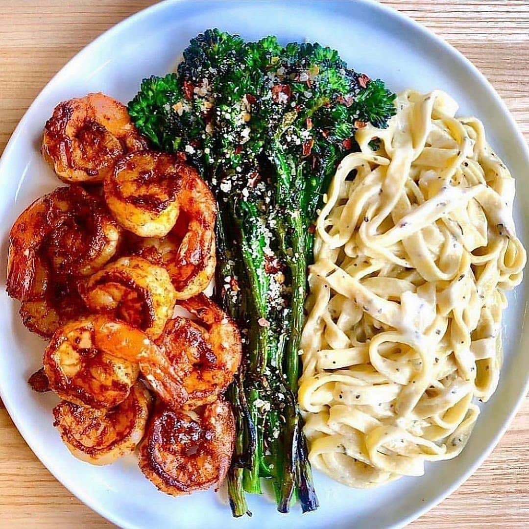 Spicy Garlic Cajun Shrimp Dish