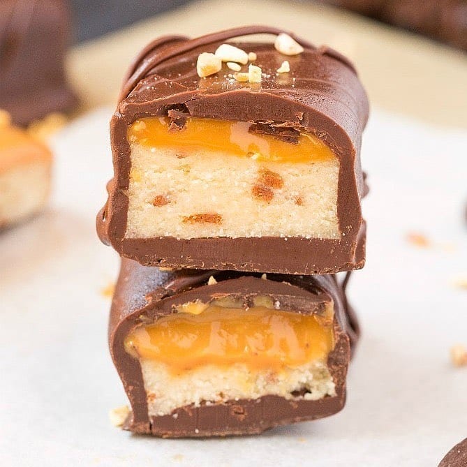 Homemade Vegan Twix Bars