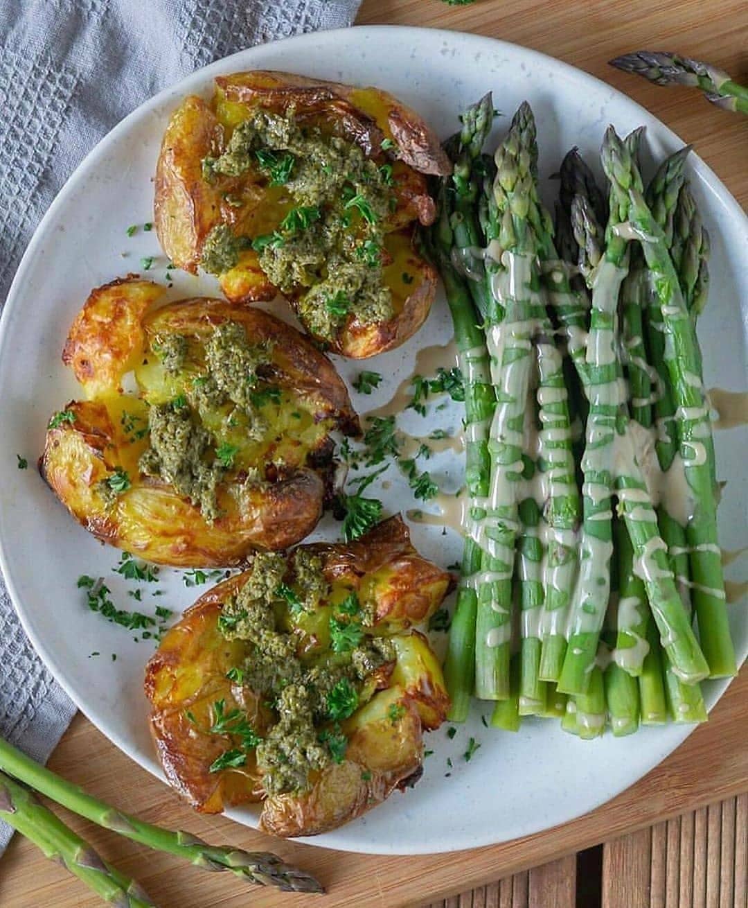 Crispy Baked Smashed Potatoes with Asparagus