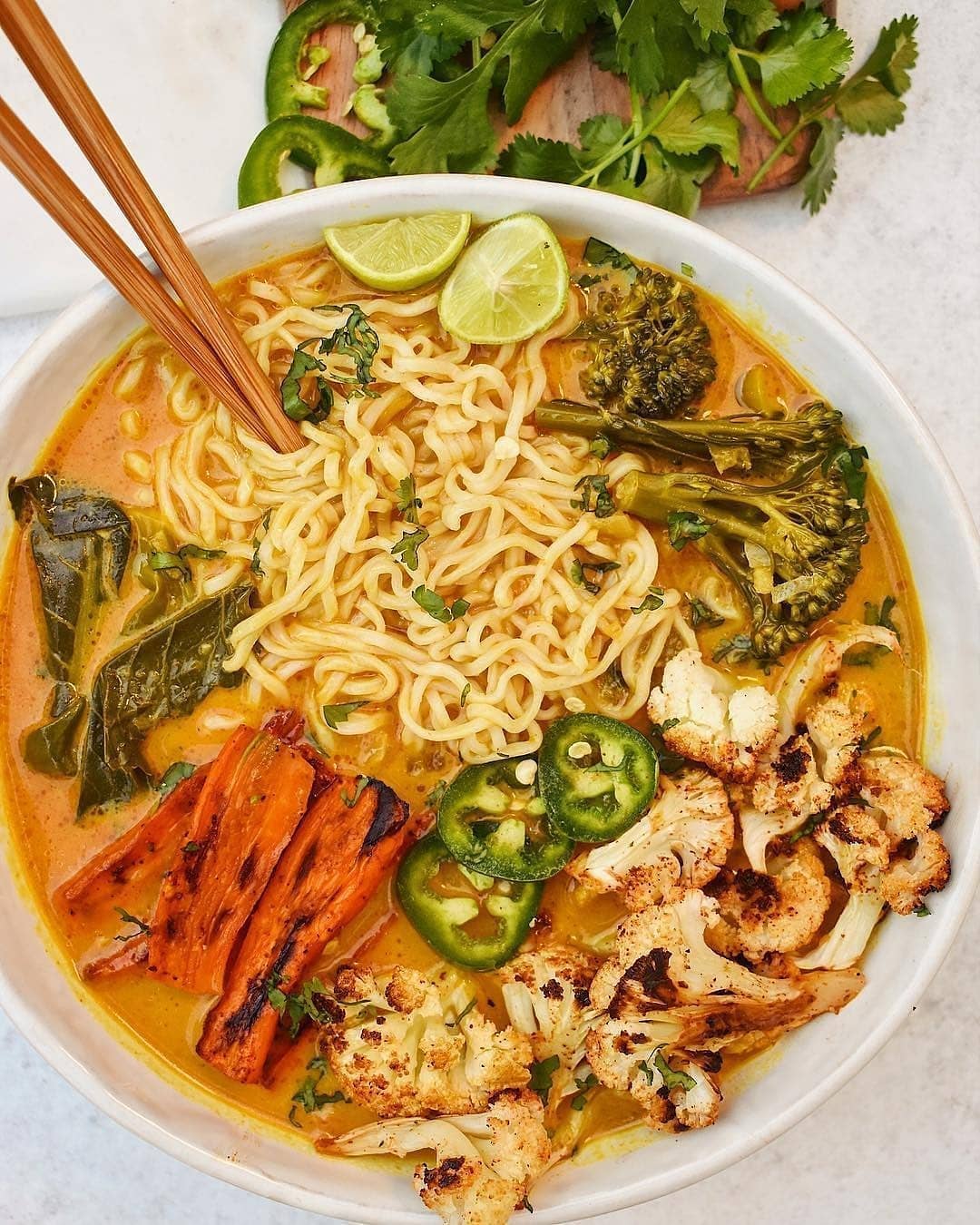 Creamy Vegan Curry Ramen