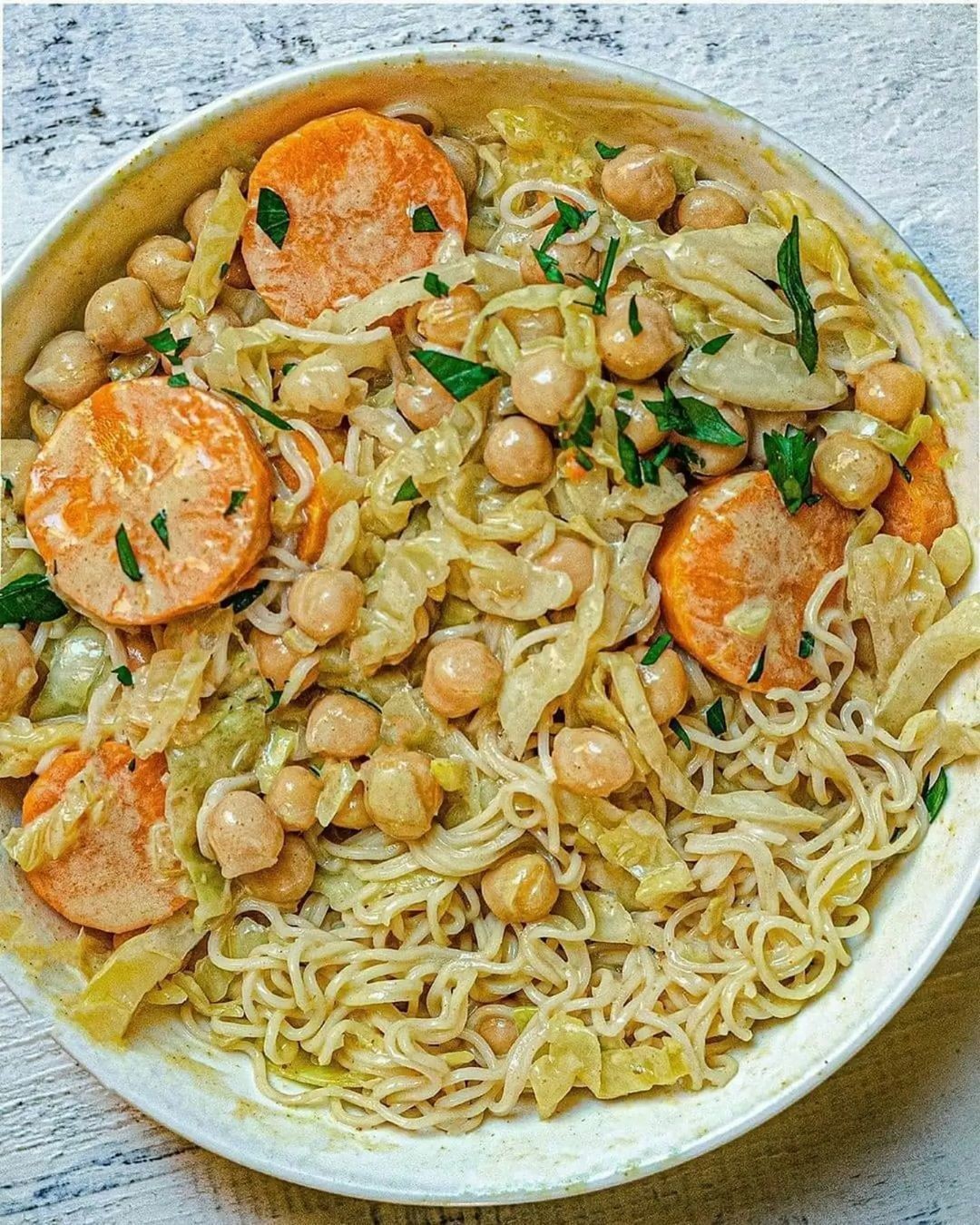 Simple Cabbage Chickpea Curry with Ramen