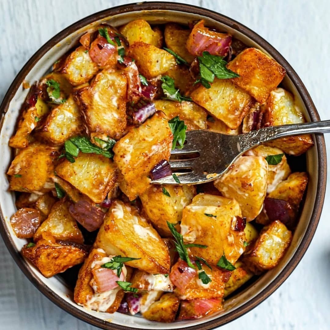 Addictive Roasted Potatoes with Dressing