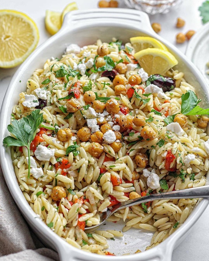 Vegan Orzo Salad with Roasted Chickpeas