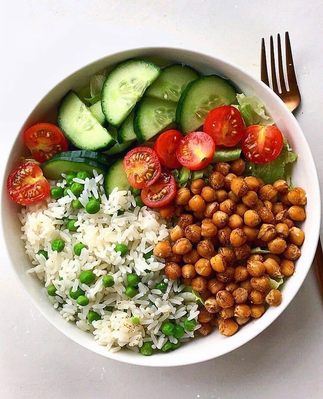 Crispy Baked Curried Chickpeas Bowl