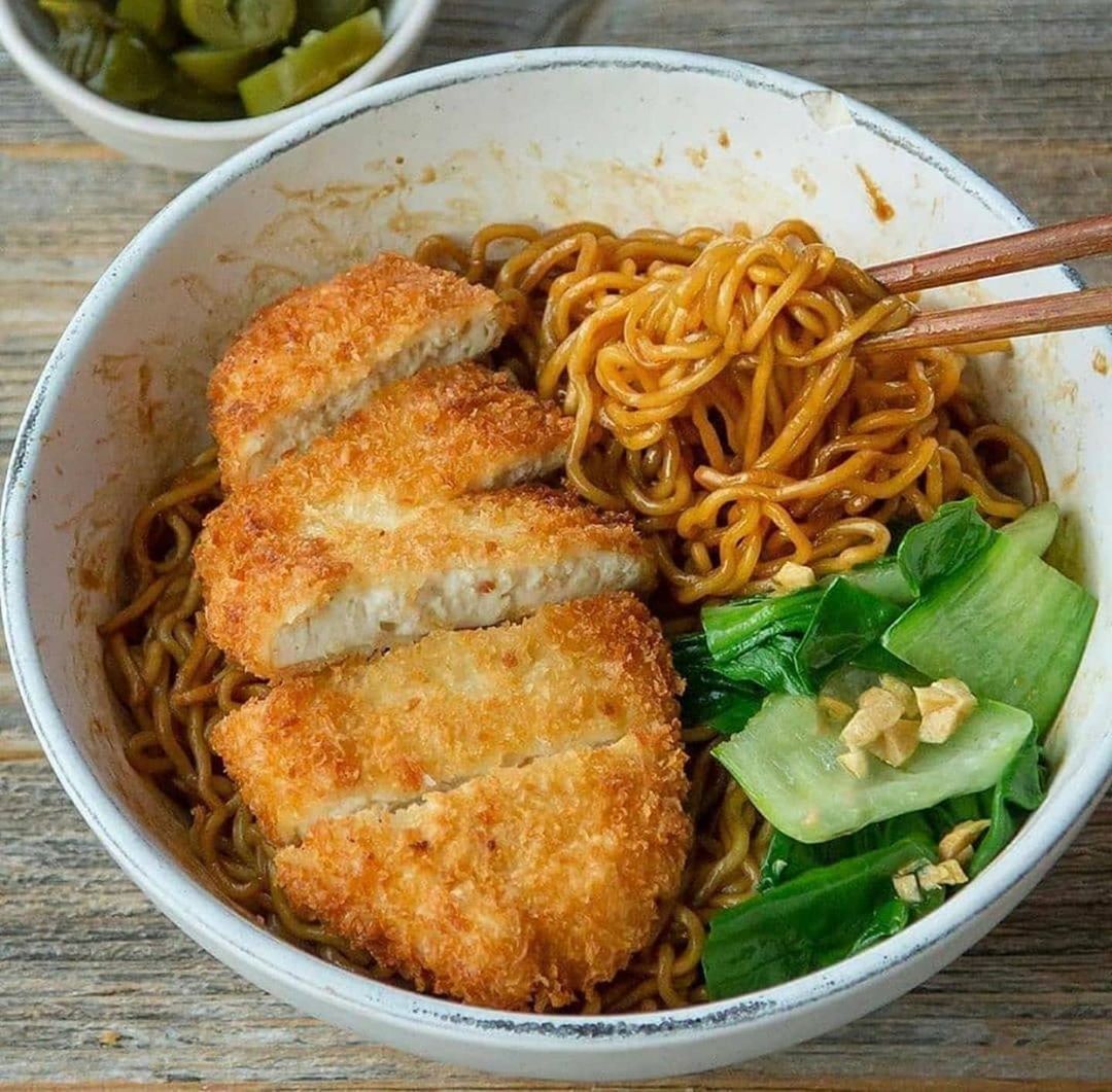 Vegan Tofu Katsu Noodle Bowl