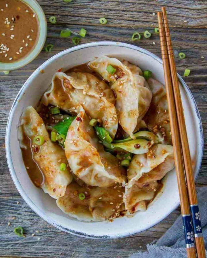Vegan Dumplings in Spicy Nut Sauce