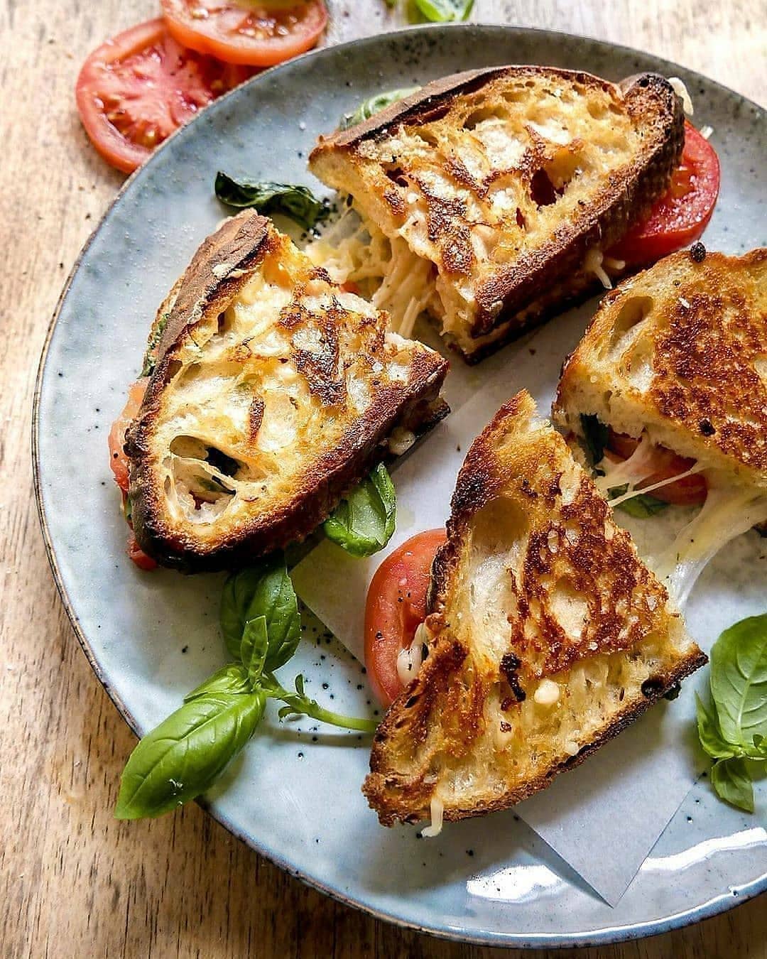 Easy Vegan Margherita Toast Sandwich