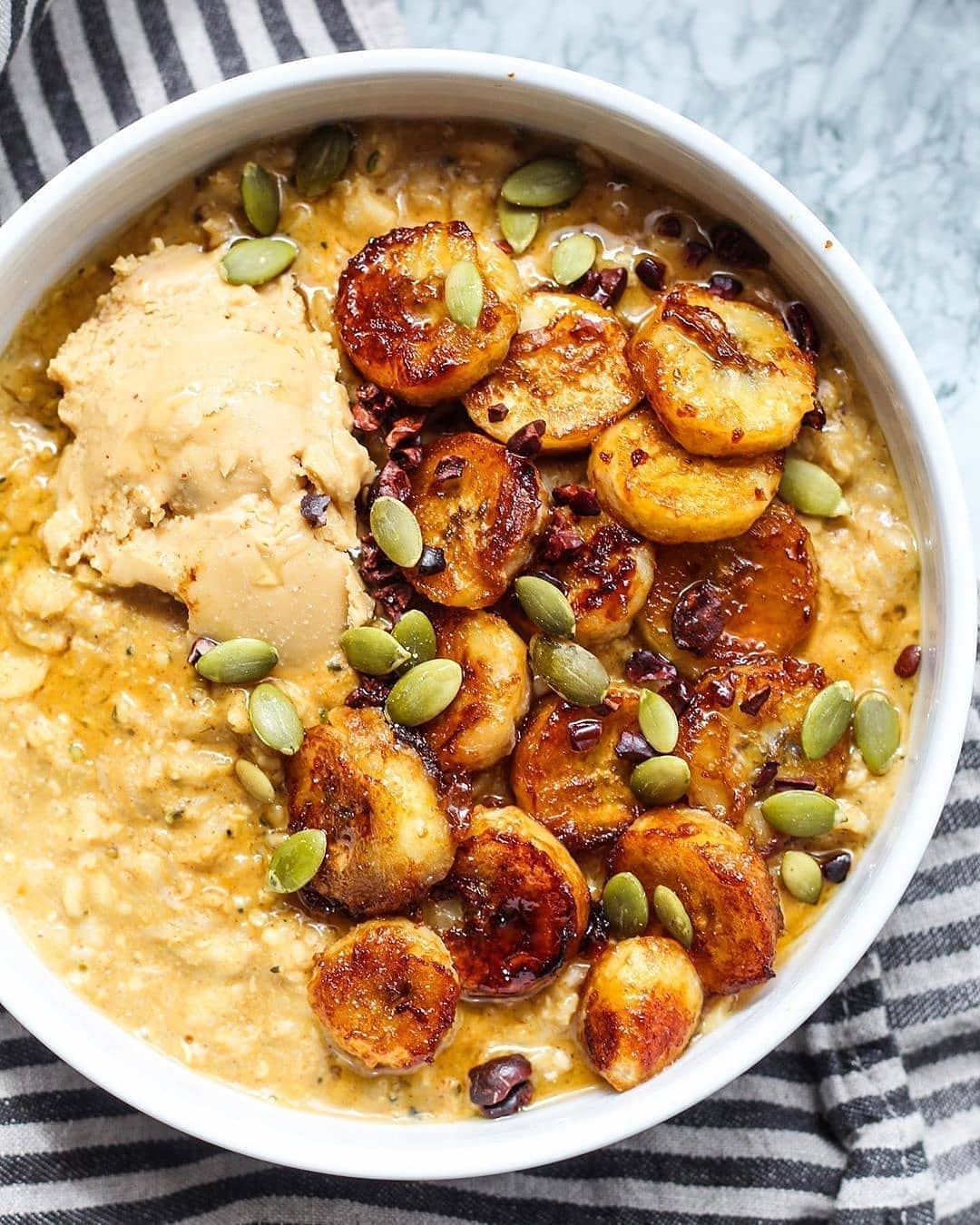 Pumpkin Spice Oatmeal with Caramelized Bananas