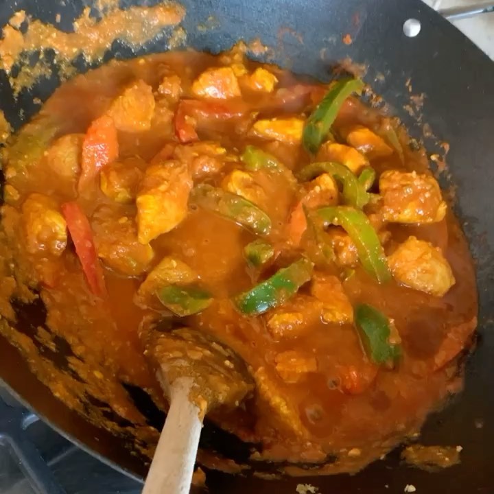 Spicy Indian Chicken Jalfrezi with Peppers