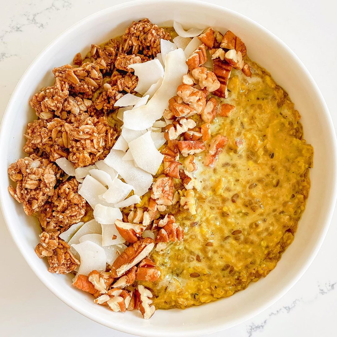 Golden Coconut Oats with Turmeric and Spices