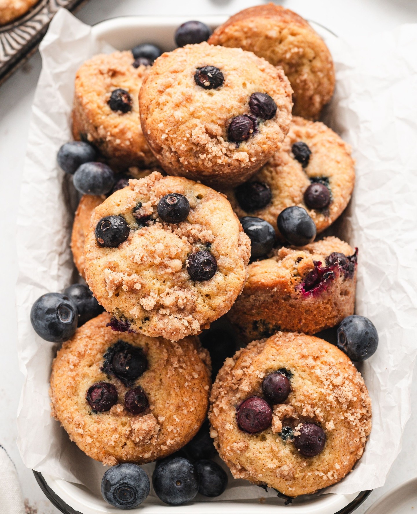Juicy Blueberry Streusel Muffins with Cinnamon Ribbon
