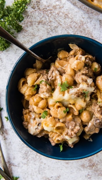 Creamy Cheesy Hamburger Casserole with Pasta and Vegetables