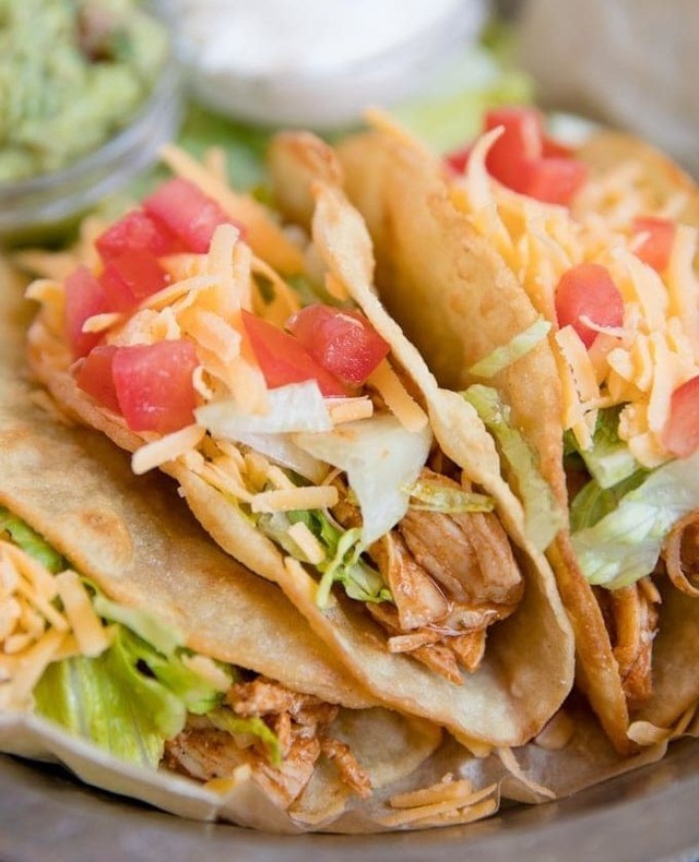 Easy Shredded Chicken Tacos with Homemade Seasoning