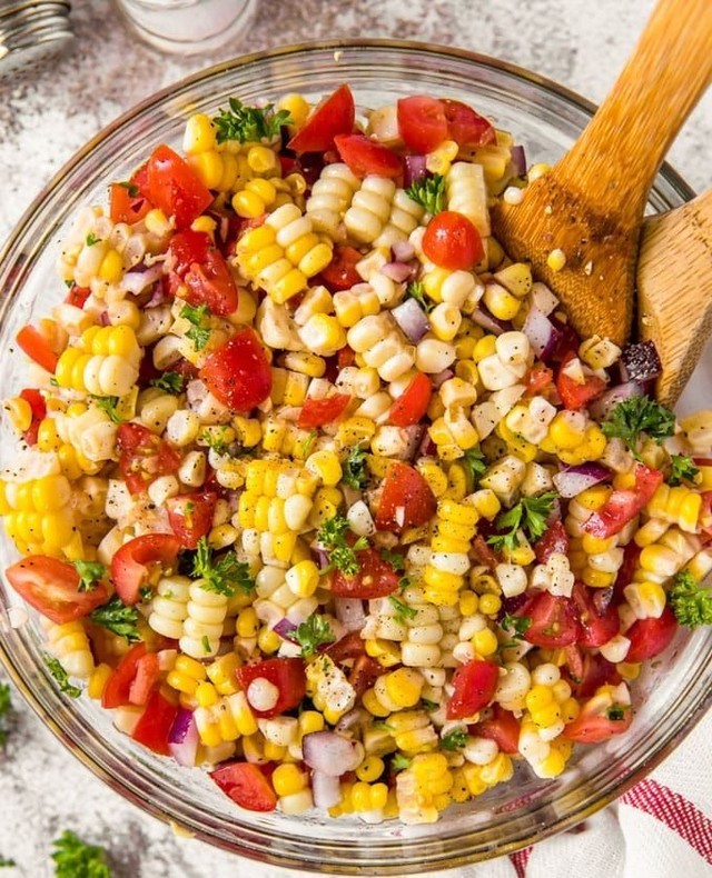 Simple Summer Corn Salad with Tangy Dressing