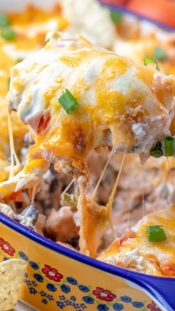 Cheesy Mexican Chicken Tortilla Chip Casserole