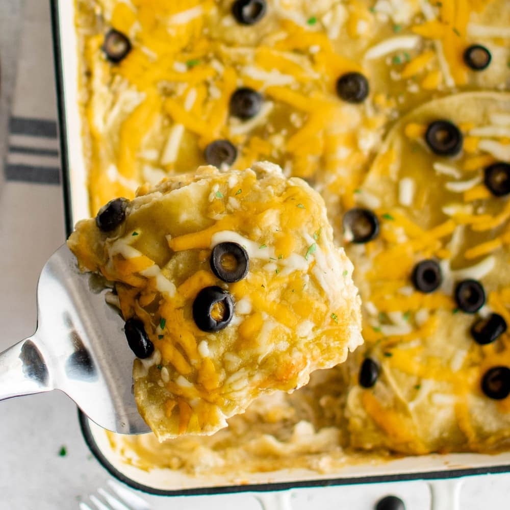 Easy Creamy Green Chicken Enchilada Casserole