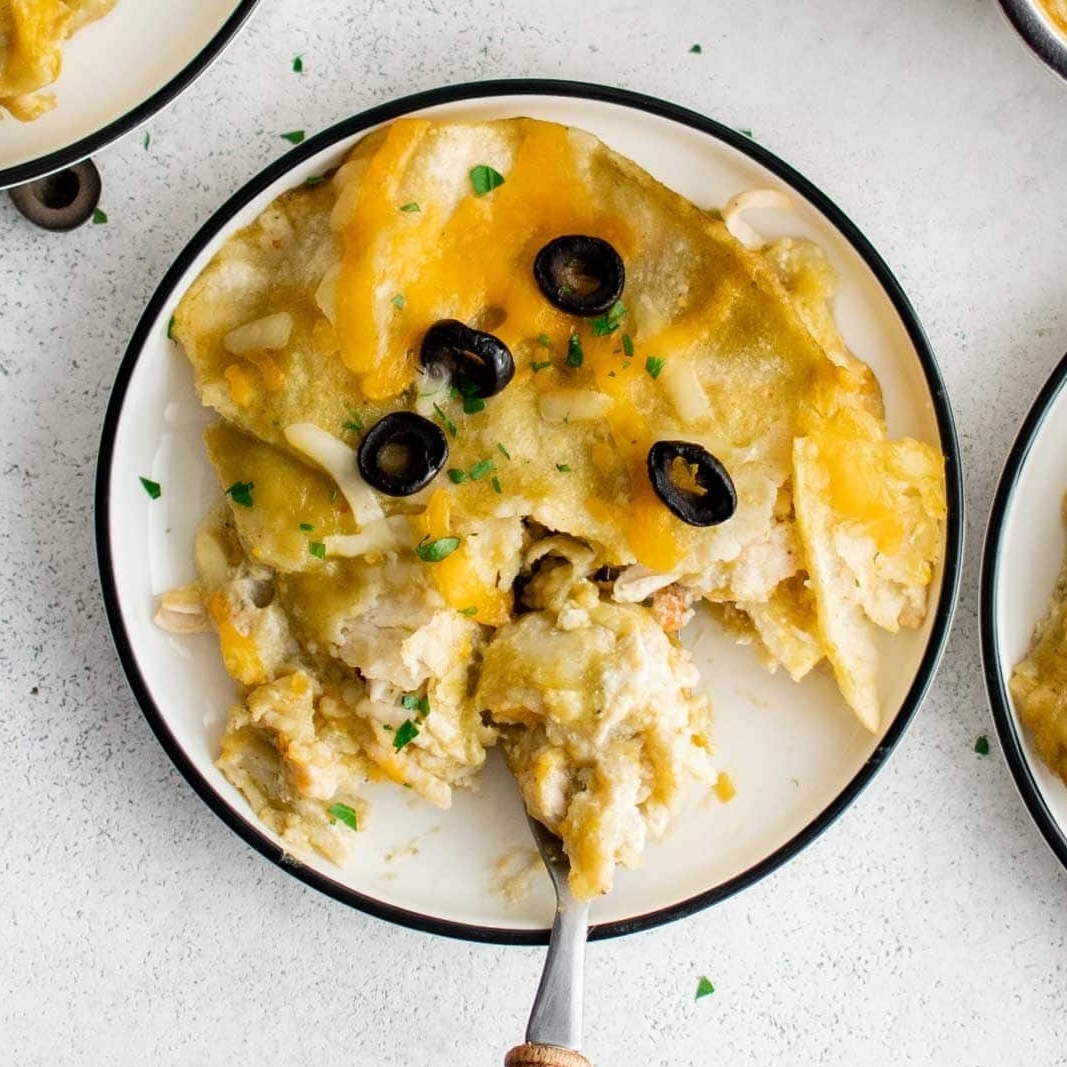 Easy Creamy Green Chicken Enchilada Casserole