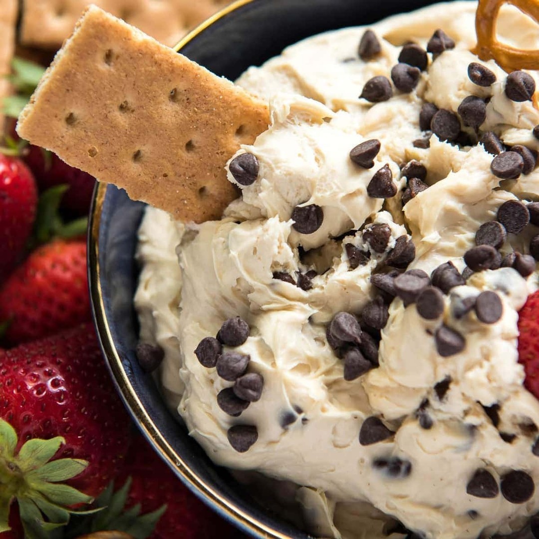 Creamy No-Bake Cookie Dough Dip