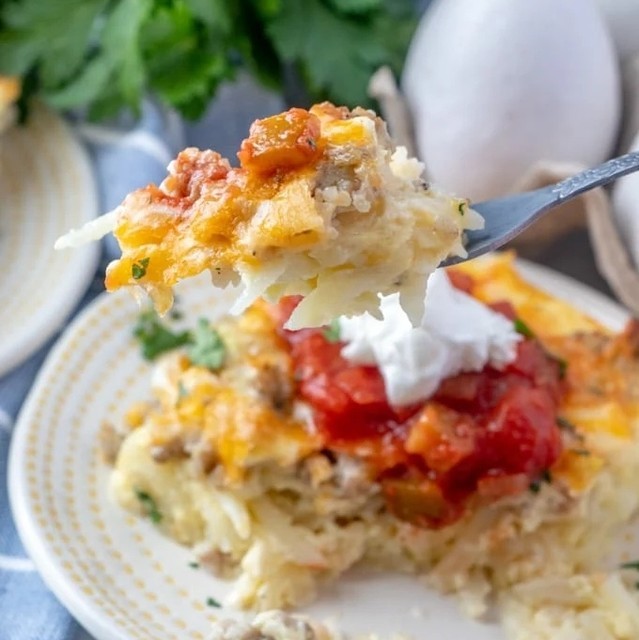 Fluffy Sausage Egg Hash Brown Breakfast Casserole