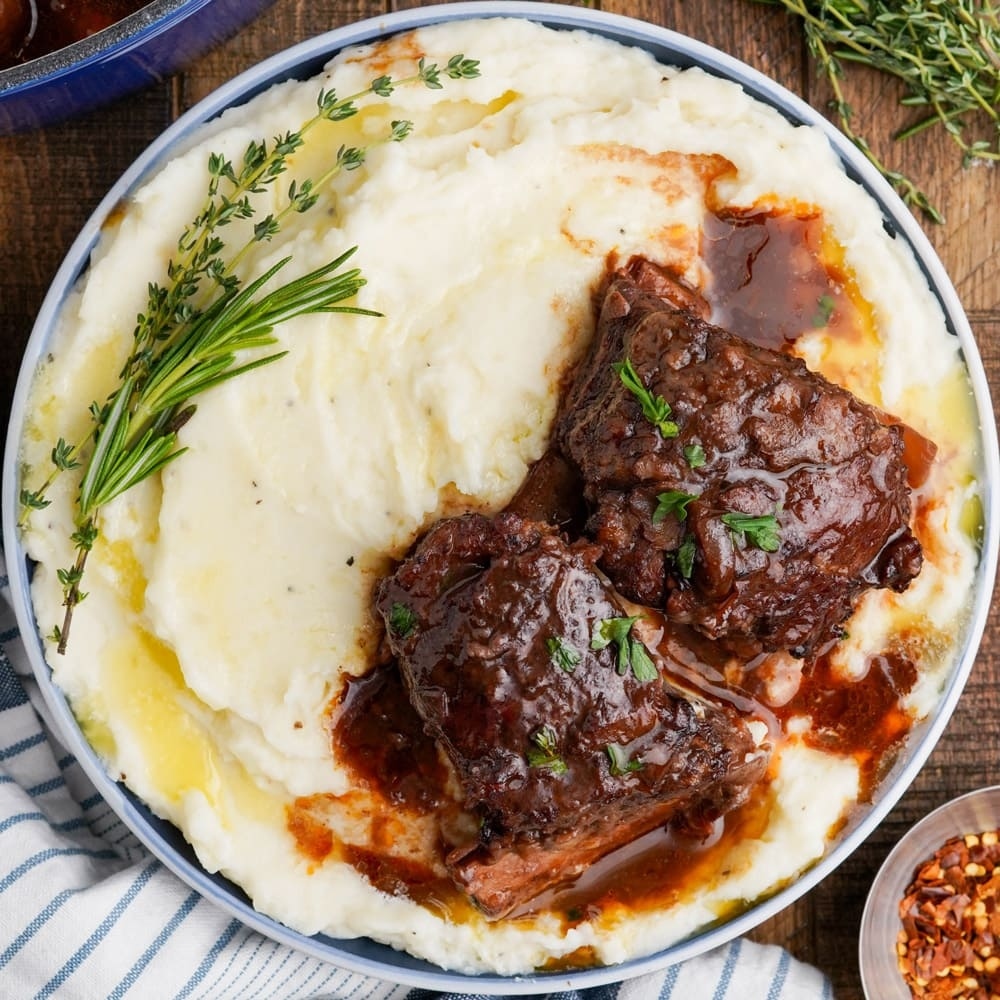 Braised Beef Short Ribs in Red Wine Sauce