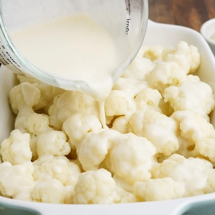 Gruyere and Parmesan Cauliflower Gratin