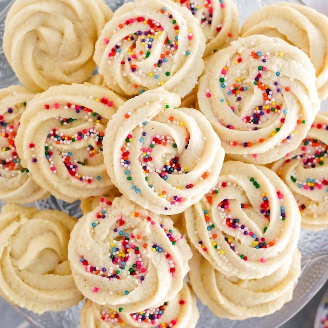 Easy Homemade Christmas Butter Cookies