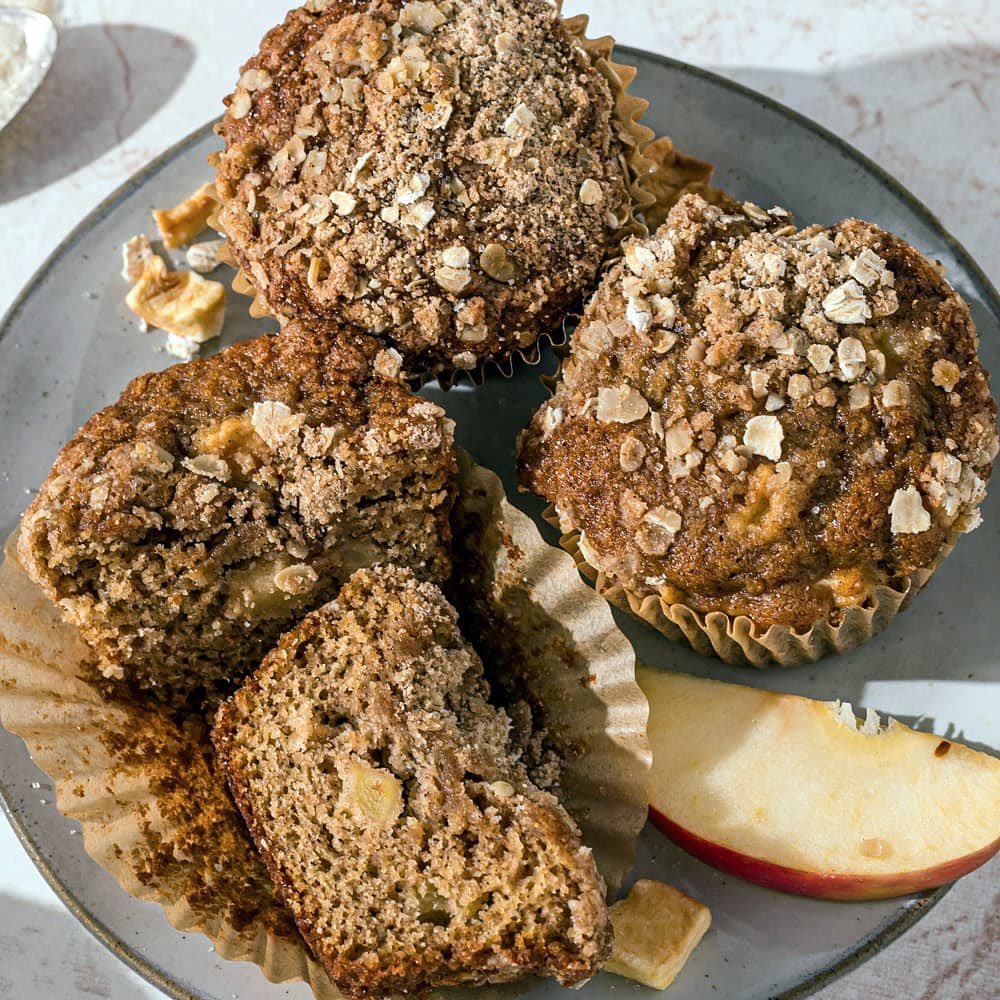 Fluffy Apple Cinnamon Muffins with Sweet Streusel Topping
