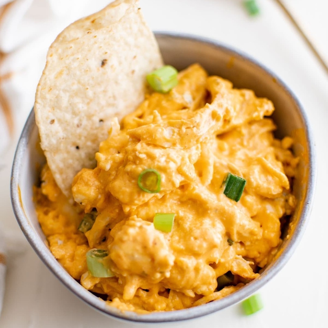 Cheesy Buffalo Chicken Dip