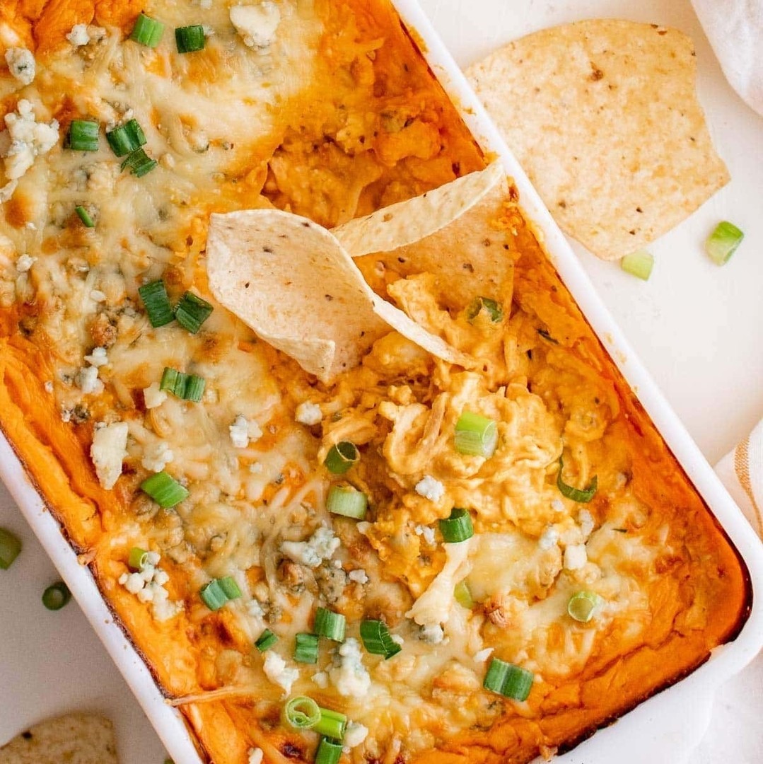 Cheesy Buffalo Chicken Dip