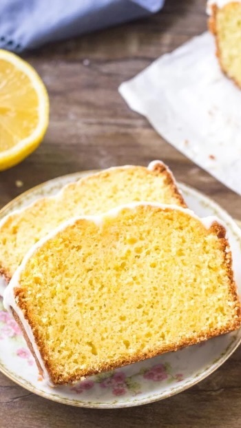 Copycat Starbucks Lemon Loaf